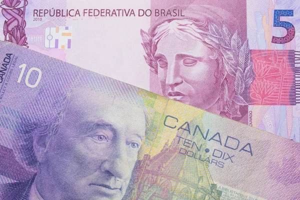 Makro Obraz Růžové Fialové Pětky Brazílie Spárované Fialovou Desetidolarovou Bankovkou — Stock fotografie