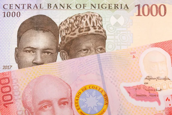 Makroobraz Niebieskiego Fioletowego Zielonego Banknotu Tysiąca Naira Nigerii Połączony Kolorowym — Zdjęcie stockowe