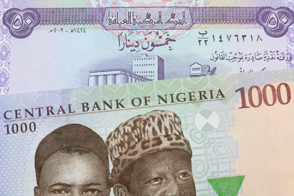 나이지리아 발행되는 푸른색 보라색 초록색 000 니이라 모양의 지폐와 이라크에서 — 스톡 사진