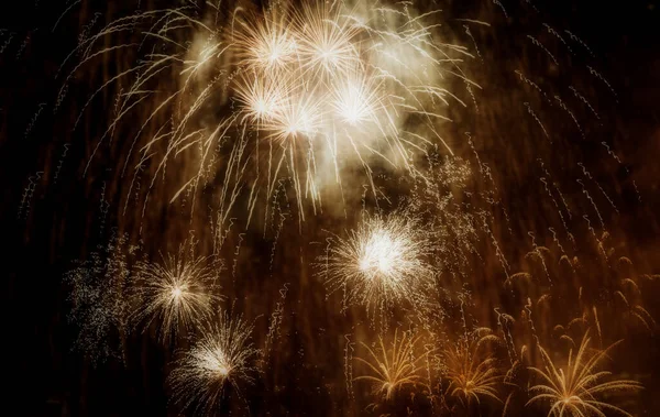 花火の爆発新年の背景 — ストック写真