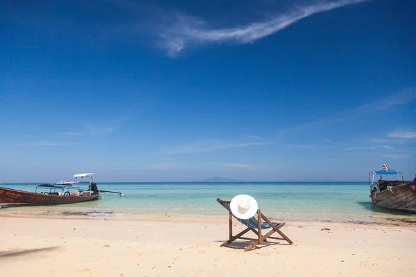 Pantai Tropis Yang Indah Thailand Dengan Perahu Ekor Panjang — Stok Foto