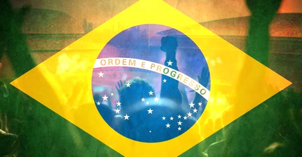 Kibice Piłki Nożnej Lub Piłki Nożnej Flaga Brazylii — Zdjęcie stockowe