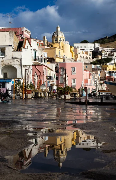 Belle Île Italienne Procida Célèbre Pour Son Port Plaisance Coloré — Photo