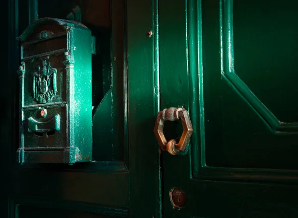 Dark Green Old Vintage Door — Stock Photo, Image