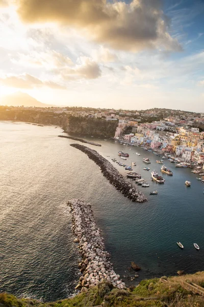 Krásný Italský Ostrov Procida Známý Pro Své Barevné Marina Úzké — Stock fotografie