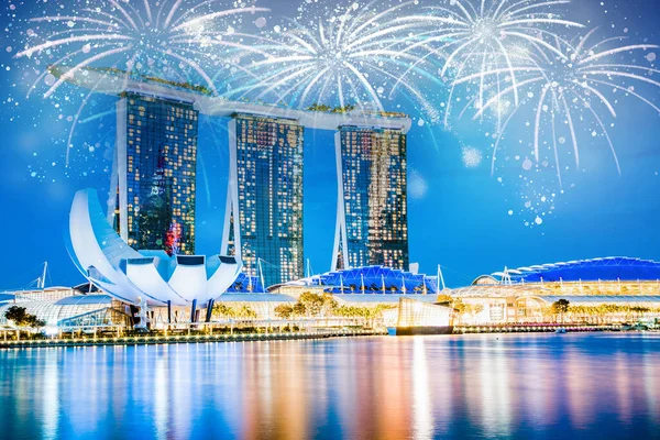 Πυροτεχνήματα Οθόνη Πάνω Σιγκαπούρη Ευτυχισμένο Νέο Έτος — Φωτογραφία Αρχείου