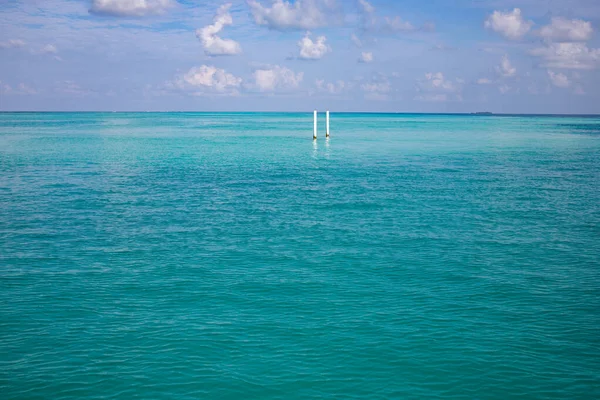 Background Turquoise Sea Blue Sky — Stok fotoğraf