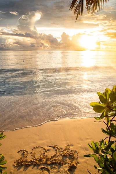 2024 Sand Geschrieben Auf Einer Tropischen Insel — Stockfoto
