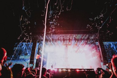 sahne ışıkları konser yaz müzik festivali