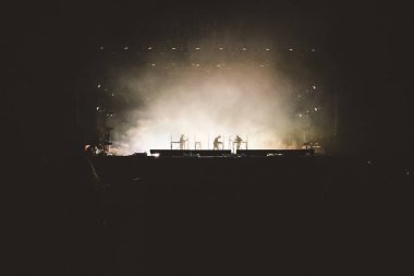 Kalabalık konser müzik festivalinde