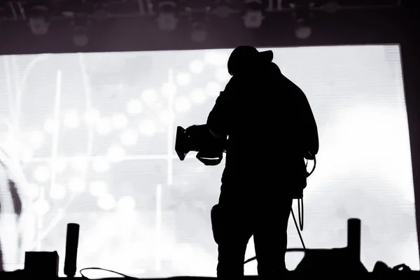 Cameraman Silhouette Stage Lights — 图库照片
