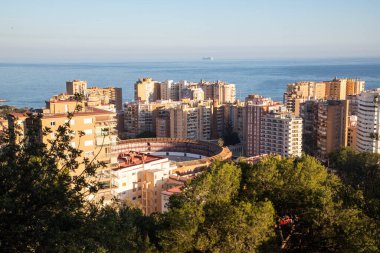 Gün batımı pankartıyla Malaga 'ya bak