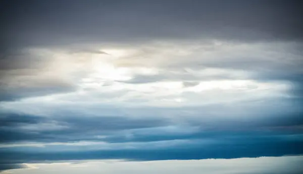 Donkerblauwe Lucht Bij Zonsondergang Achtergrond — Stockfoto