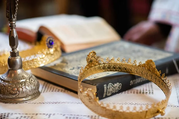 Coroas Casamento Igreja Ortodoxa — Fotografia de Stock