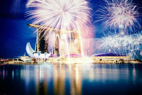 Vuurwerk Singapore Nieuwjaarsvieringen — Stockfoto