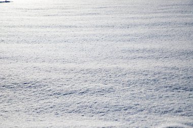 Karla kaplı küçük bir Alman köyünde kış mevsimi Garmish-Partenkirchen