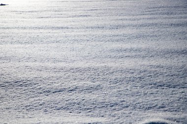 Karla kaplı küçük bir Alman köyünde kış mevsimi Garmish-Partenkirchen