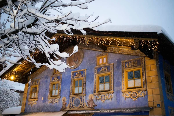 Χειμώνας Μικρό Γερμανικό Χωριό Καλυμμένος Χιόνι Garmish Partenkirchen — Φωτογραφία Αρχείου