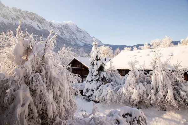 Vintertid Liten Tysk Täckt Med Snö Garmish Partenkirchen — Stockfoto