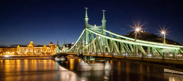 Liberty Bridge Budapest Night — Stock Photo, Image