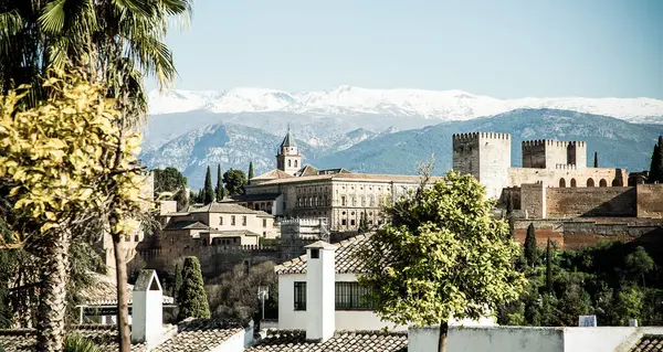 Antik Arap kalesi Alhambra Granada İspanya