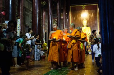 CHIANG MAI THAILANDAN 19 Şubat 2019: Chiangmai 'de Makha bucha günü kutlamaları