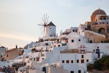 Santorini Yunanistan 'ın güzel adası - tatil beldesi - Yunan adaları