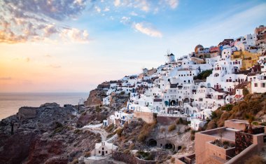 Santorini Yunanistan 'ın güzel adası - tatil beldesi - Yunan adaları