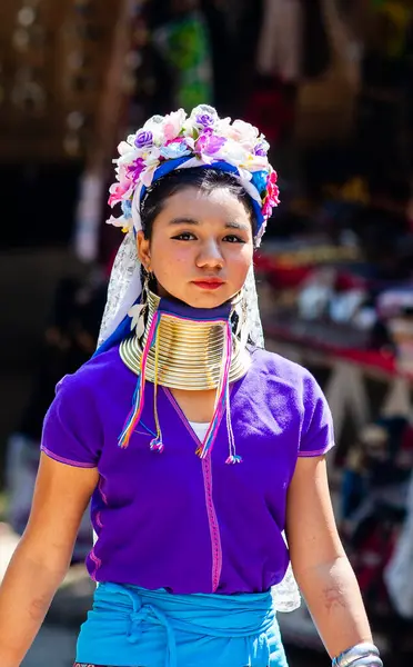 Chiang Mai Tailandia Febrero 2019 Tribu Colina Karen Mujer Vendiendo — Foto de Stock