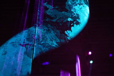 Bir etkinlikte lazer gösterisi