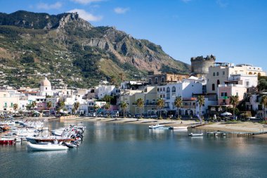 Forio ile manzara, Ischia Adası, İtalya
