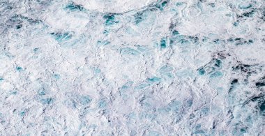 Mavi dalgaların soyut hava görünümü