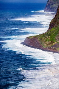 Mavi dalgaların soyut hava görünümü