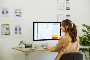 Mimar modern tasarım evi için bir konsept geliştirebilir.