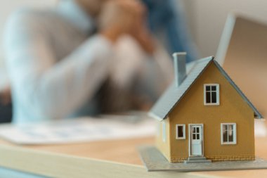 Ortaklar Arasında Başarılı İş Görüşmeleri