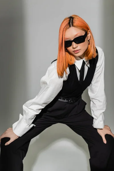 Modern Fashion Shoot Trendy Red Haired Asian Woman Dark Sunglasses — Stock Photo, Image