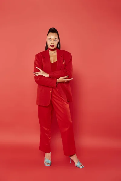 Full Length Beautiful African American Woman Ponytail Posing Suit Red — Stock Photo, Image