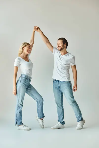 Man Woman Engage Passionate Dance Bodies Moving Fluidly Sync Rhythm — Stock Photo, Image