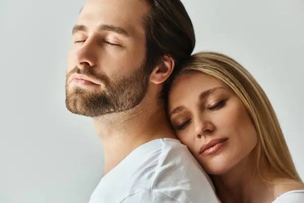 Couple Showcasing Deep Romantic Connection Intimacy Two Individuals — Stock Photo, Image