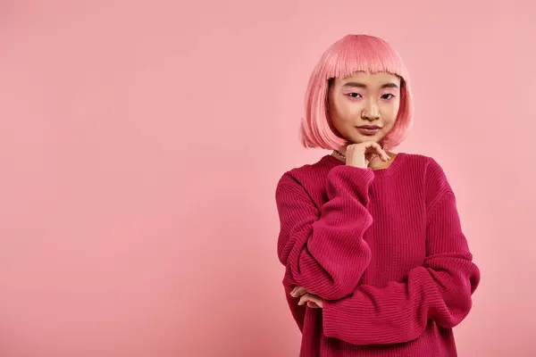 Confident Asian Girl Pink Hair Big Jumper Supporting Chin Hand — Stock Photo, Image