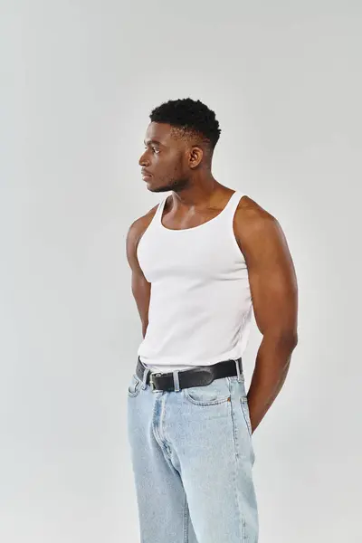Young Sexy African American Man Showcases His Toned Physique White — Stock Photo, Image