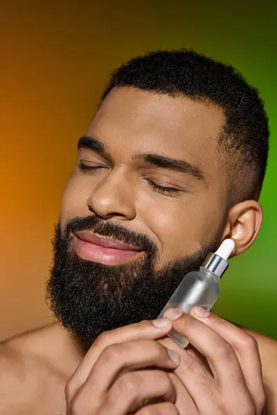 African American Handsome Man Holds Serum — Photo