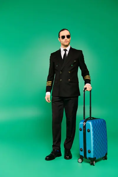Handsome Man Suit Sunglasses Holding Suitcase — Stock Photo, Image