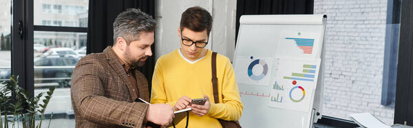 Сотрудники офиса активно работают над процессами и процедурами для нового сотрудника