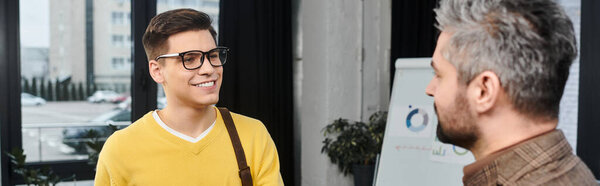 Новый прокат встречает коллегу для посадки в стильный, захватывающий офис.