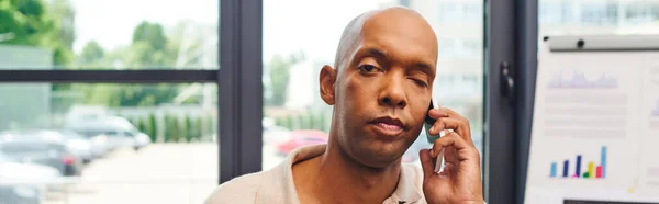 Myasthenia gravis, african american man with eye syndrome having phone call and looking at camera, bold dark skinned office worker with smartphone, inclusion, professional headshots, banner — Stock Photo