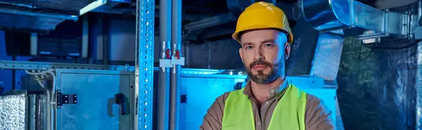 Joyous technician in yellow helmet posing during work and looking at camera, data center, banner — Stock Photo