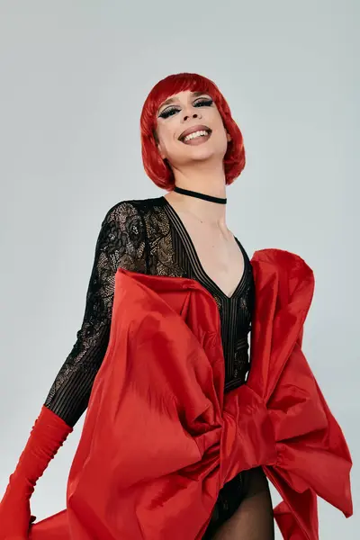 An attractive young drag queen showcases their bold style and charisma. — Stock Photo