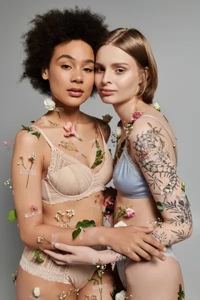 Un couple aimant chérit leur lien orné de la beauté de la nature. — Photo de stock