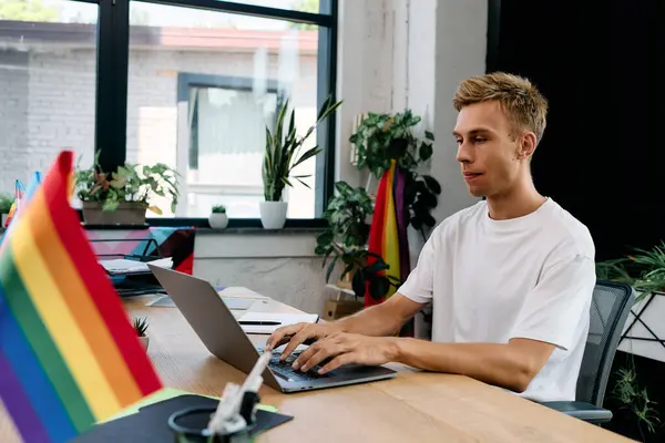 Handsome stylish man working hard in office. — Stock Photo